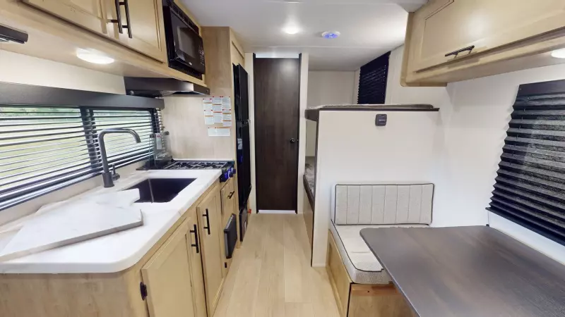 16BHSW Floorplan Main Room