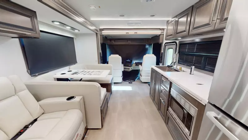 Georgetown 7 Series GT7 Main Room