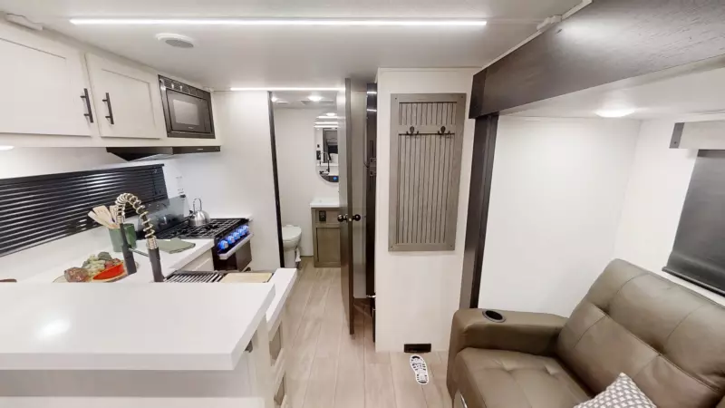 21RB Floorplan Main Room